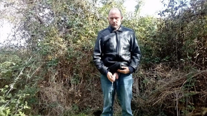 Rockardglans: Rockard Stepdaddy Pissing Wanking and Cumming for Trucker at Outdoor...