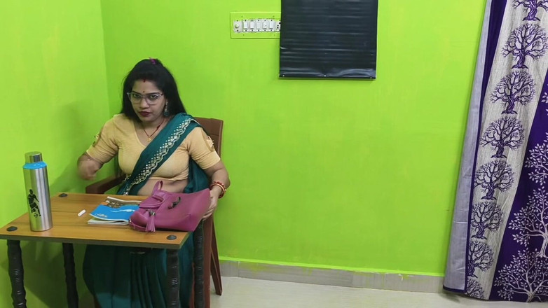 Manashmalla: Hot Indian Teacher Fucking by Her Bad Student in Tuition...