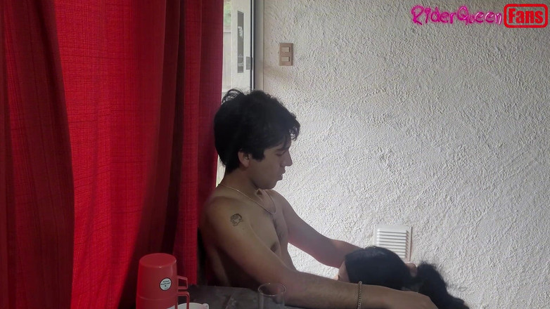 Riderqueen: Hayranlar için video - ince üvey oğlu sert