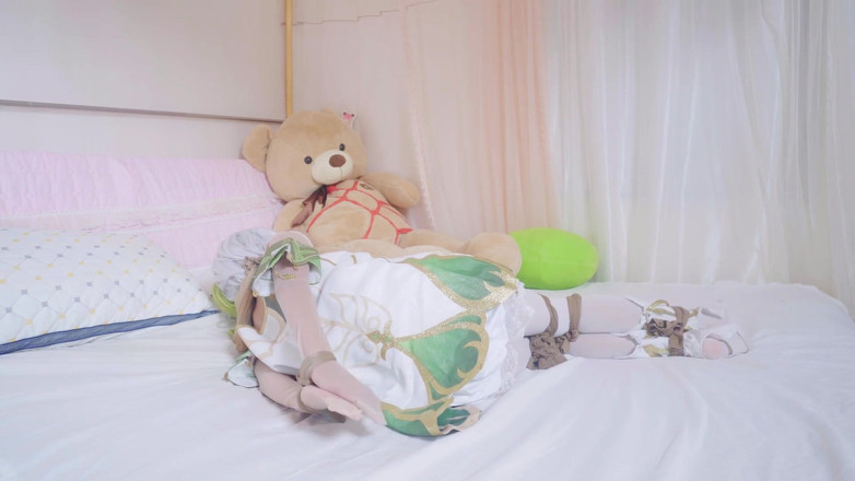 Bondage House: Erba Dio Naxi Da Calza Bondage E Dominazione
