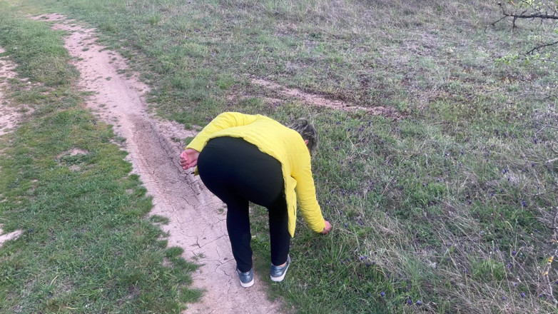 KingYordanov: The Anal Granny Outdoors!