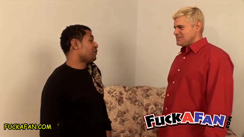 Fuck a Fan: เย็ดแฟน – ทักษะเลียหีของ Rick ทำสาว PAWG มหาลัย Jaelyn Fox ทรมานเสียว