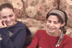 Radical Lesbian: Casting děvky lízají kundičky v poloze 69