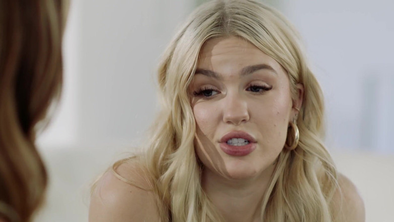 SweetheartVideo: Adv lesbian. Awek muda wanita yang lebih tua 18 adegan 1 awek...