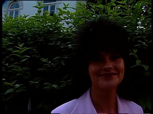 Lucky Cooch: La milf mora fa la sua dichiarazione