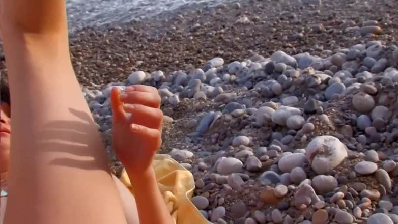 Italian hot scout and friends: Sexy milf fode anal na praia
