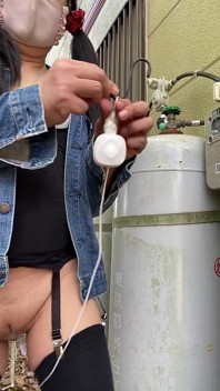No.133 No Panties Walk and Masturbation at a Neighbor's House