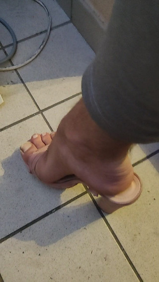 Mutsakin: Yüksek topuklu fetişim