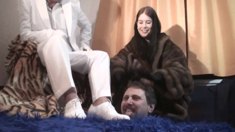 Femdom Austria: Face Lick His Masters Shoes