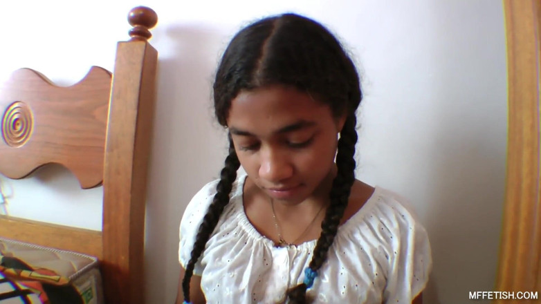 Sapphic Latinas: ความเสียวจริง ๆ สำหรับ Leticia