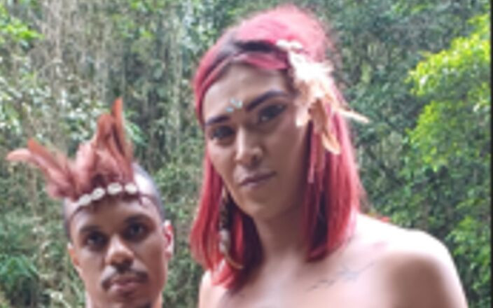 Mirella Diniz: India foi fodida pelo indiano com tesão