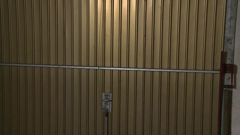 Deutschland Porno X: Máy bay bà già tóc vàng silicone bú hai con...