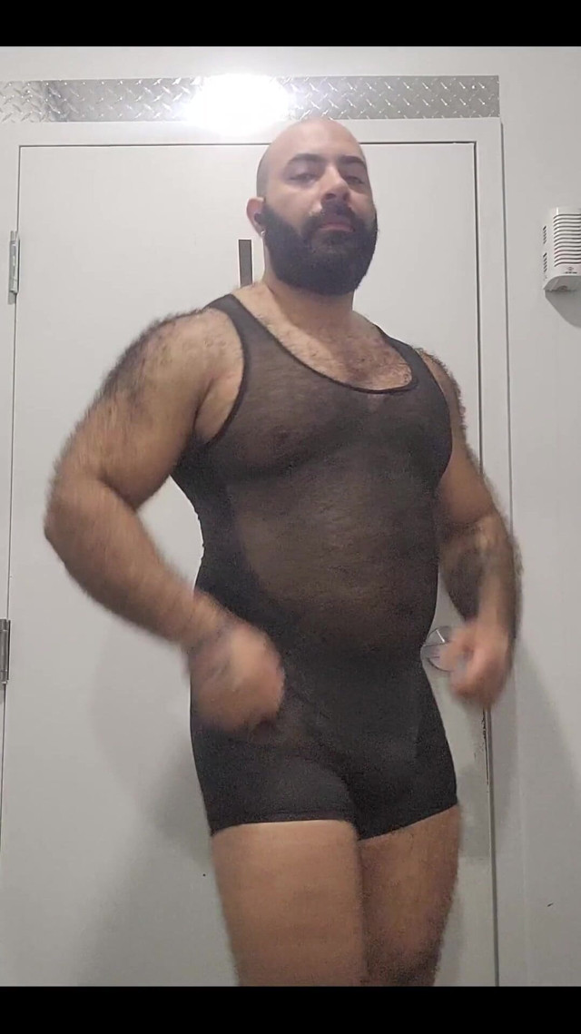 I Really Need More Slutty Singlets (Lobo)