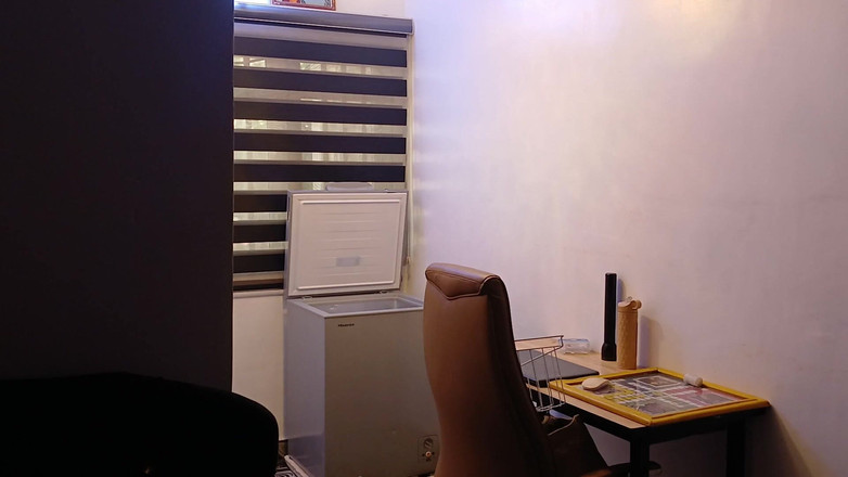 Mara Exotic: Datorii interne: Negresă Cur Gras Gagică aplecându-se