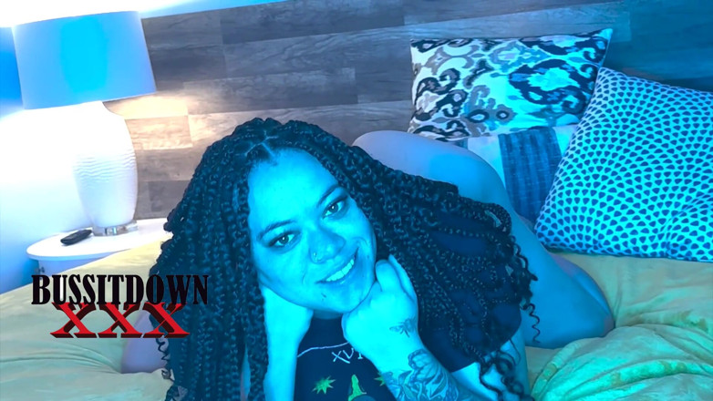 BUSSITDOWNXXX: Angel Beads and Jigga Johnson Fucking Under Blakclight