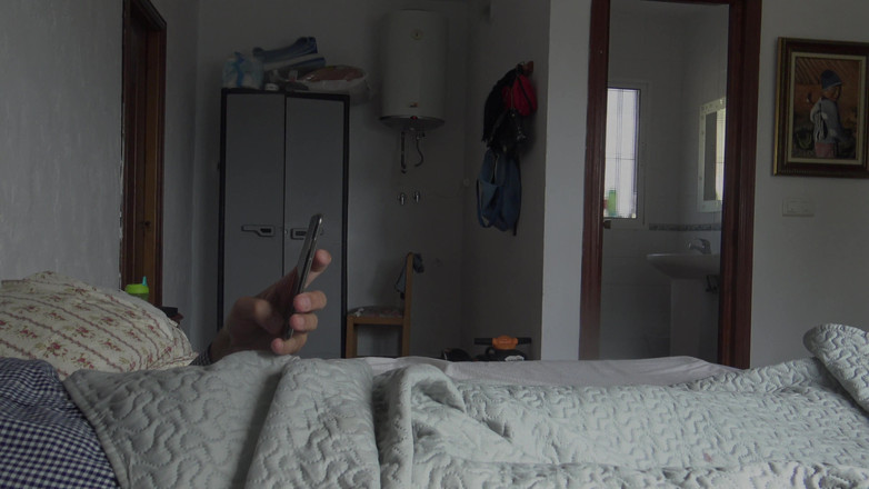 Souzan Halabi: La cameriera delle pulizie curda sposata lascia che il turista...