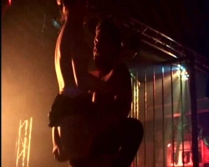 Threesome and GangBang: Porn Party Orgie - Blonďaté děvky kouří péro v divoké skupině šukání