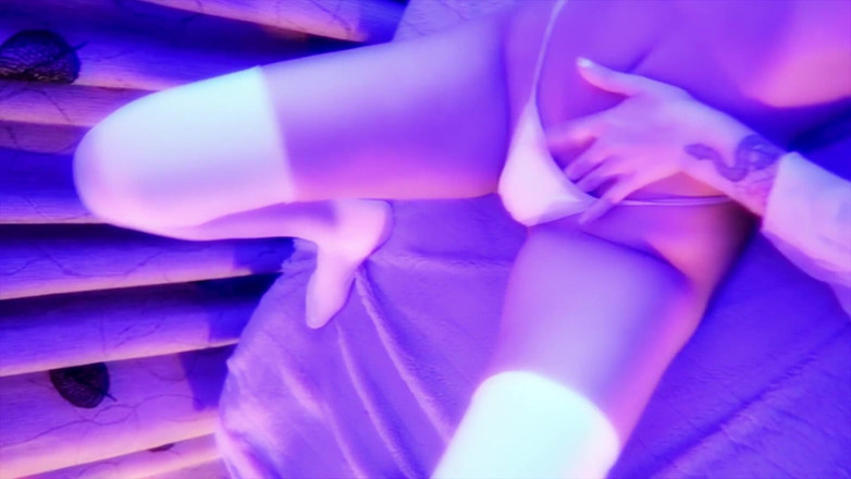 Pink Lights Entertainment: Baby Pearl este un înger (videoclip lung) 1