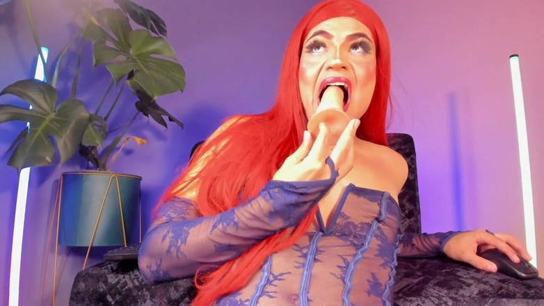 Bella Duval: Ladytrans Scuote Il Cazzo Finché Non Riesce Più a Stare...