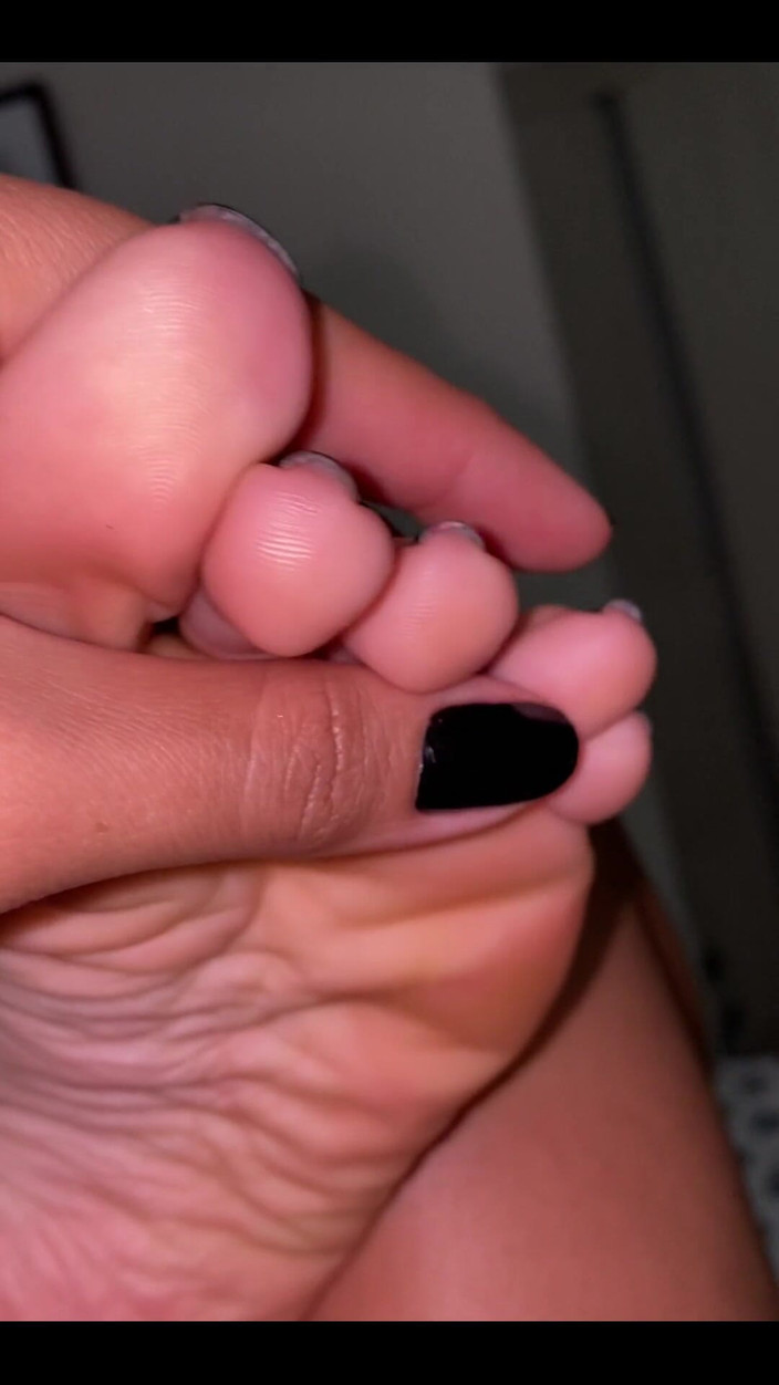 KiffaFeet: पुर्तगाली में गुड मॉर्निंग चिढ़ा