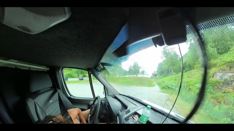 DaringKiara: Водіння голим