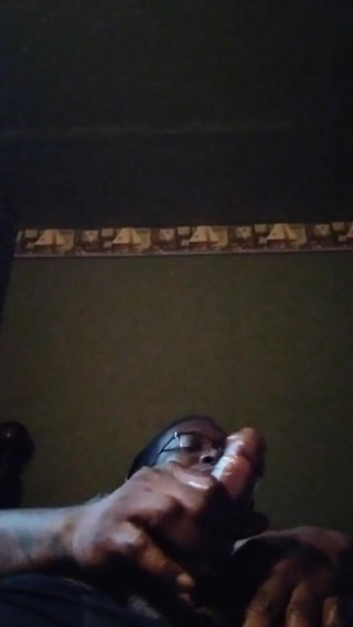 Dewon1981: Massage long BBC with oil and cumshot