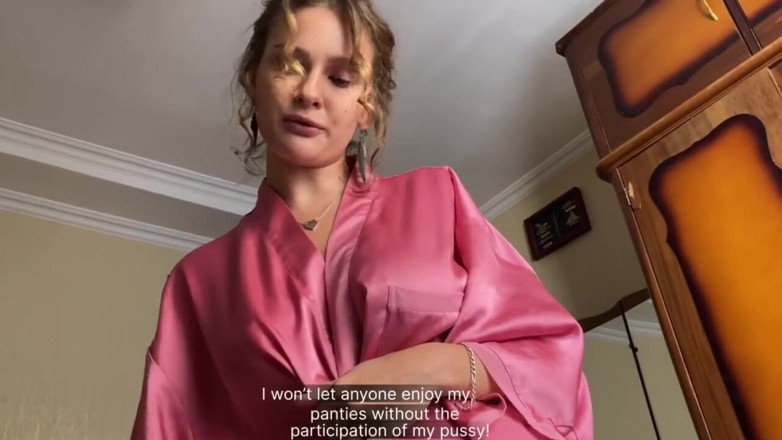 Alexa Poshspicy: POV: Stepmom Alexa-poshspicy Squirts on My Face After Finding Out...