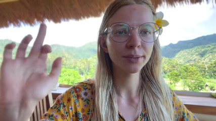 Goddess_Bella_Rae: Wie man als Sissy Schritt für Schritt herauskommt