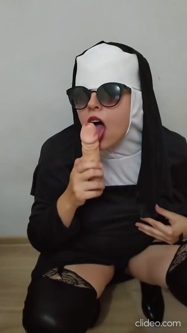Waleriana Prisoska: Sexy nun is playing with a fake dick