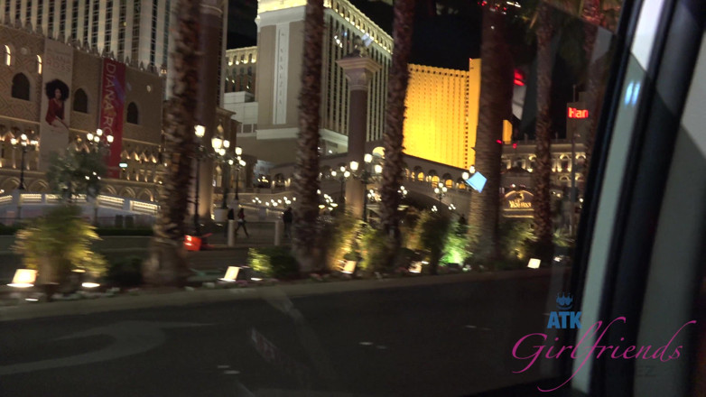 ATK Fans (Girlfriends): Virtuele vakantie in Las Vegas met Gina Valentina deel 3