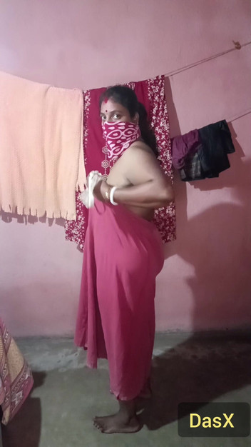 Pakhi0705: Saree Dropping Solo Sfw