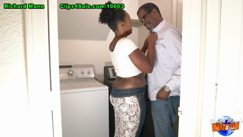 Richard Manns World: Imani Seduction - Laundry Room