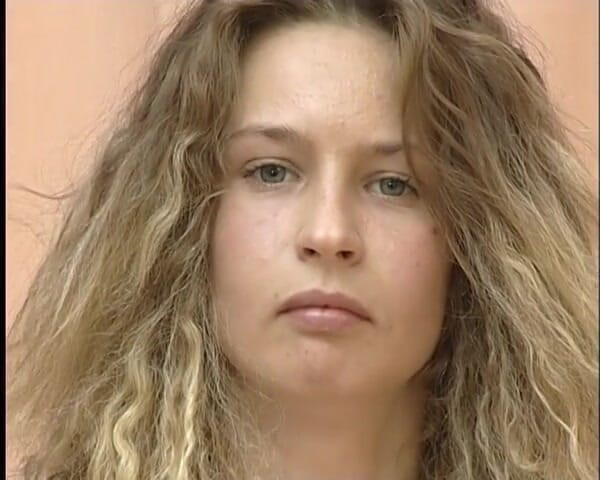 YOUR FIRST PORN: Moje mokrá kundička