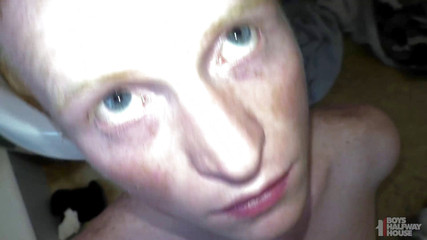 Boys half-way house: 生姜イケメンは屈辱的な荒生ハメドキドキで浴室をなめるために作られました