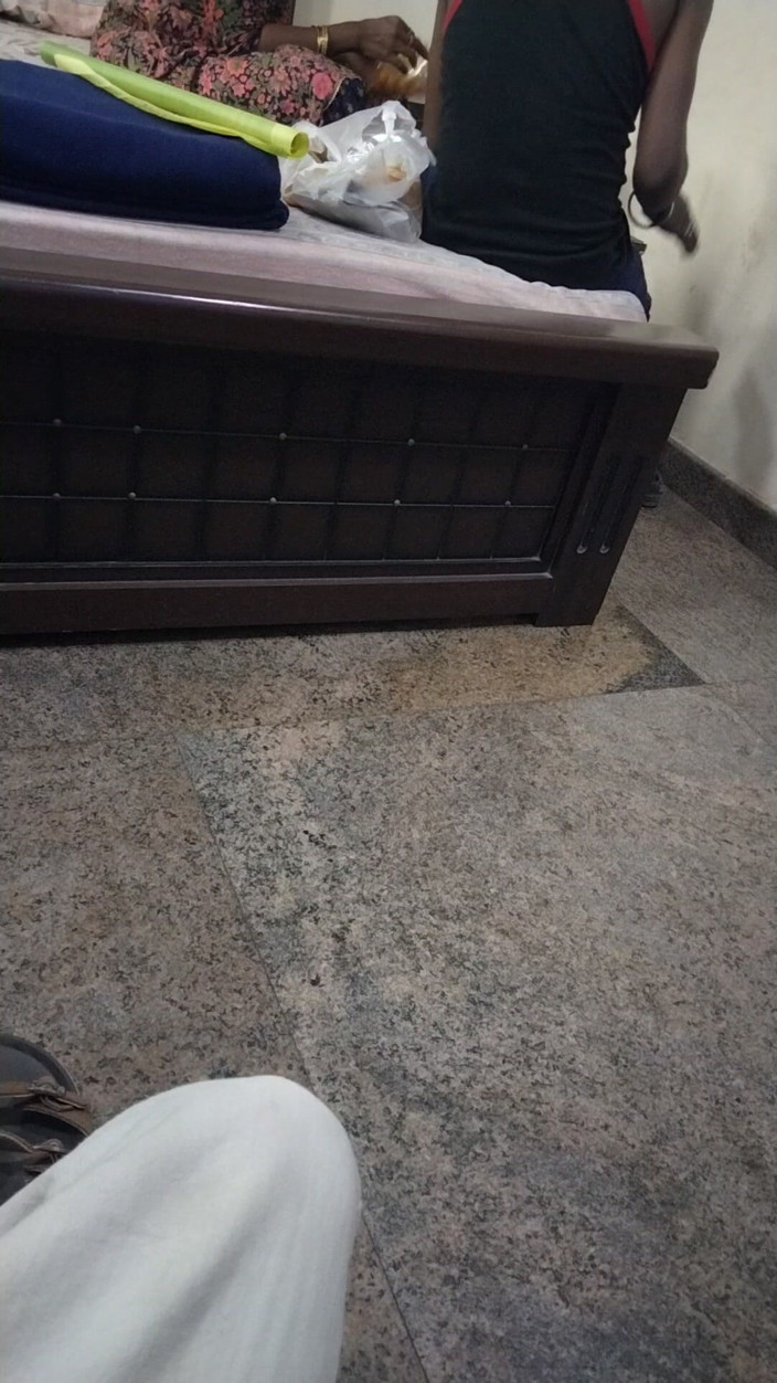 Tamil lesbian: 谈论性生活