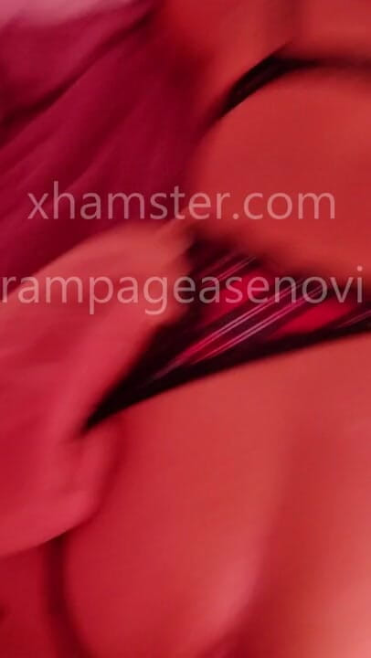 Bulgarian MILF Fucked Doggystyle While Her Husband Is at Work. (Rampa geasenovi)