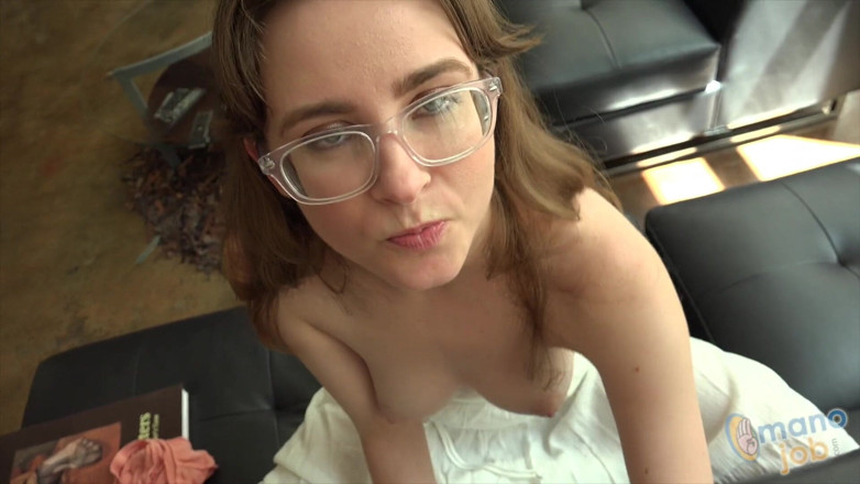 Mano Job: Pequeña puta nerd