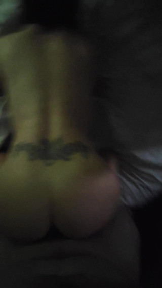 Pussy hound: Üvey kız kardeşin şişman götüne doyamıyorum