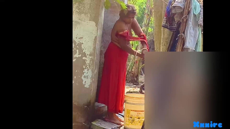 Xxxirc: Bhabhi desi Randi dengan buah dada besar