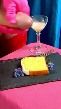 Kedudukan Rikki Ocean merasai buat kali pertama dengan Cummy Cake!