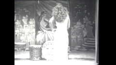 The Unforgettable: Бетти, театральная танцовщица