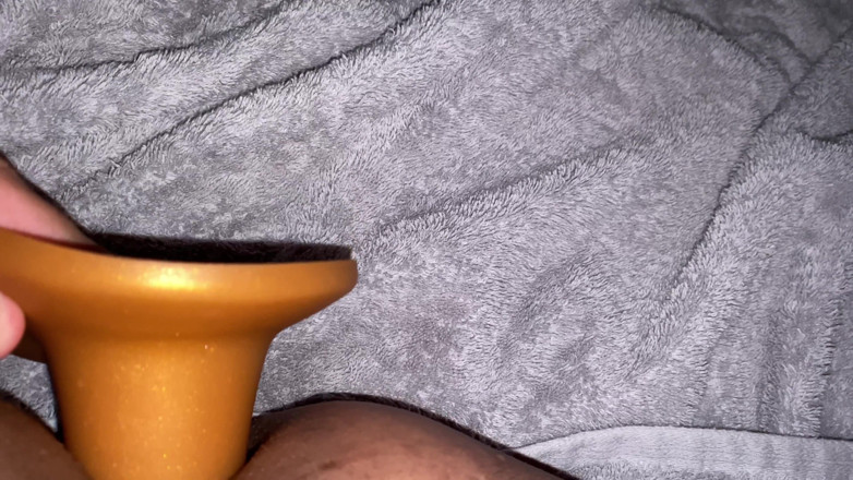 MrNomames: Tar en lång rumpa