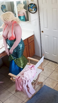 Stepson Caught on Camera Being More Than Just Helpful with Stepmom Dressing in the Bathroom