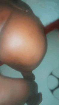 Primera Vez Dolorosa Experiencia Anal Para Esta MILF Africana Gigante, No Pude Manejarla