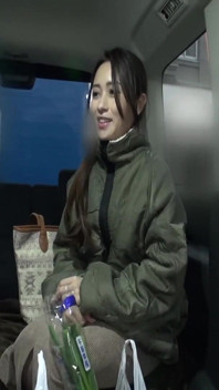 Reona - Housewife Pick-up (32y Old) Vol. 1
