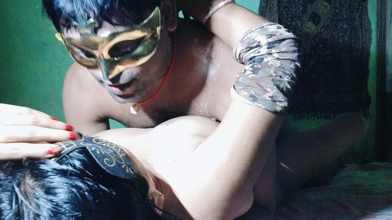 NituRandi94: Indiana madrasta esposa em vídeos caseiros de sexo hindi