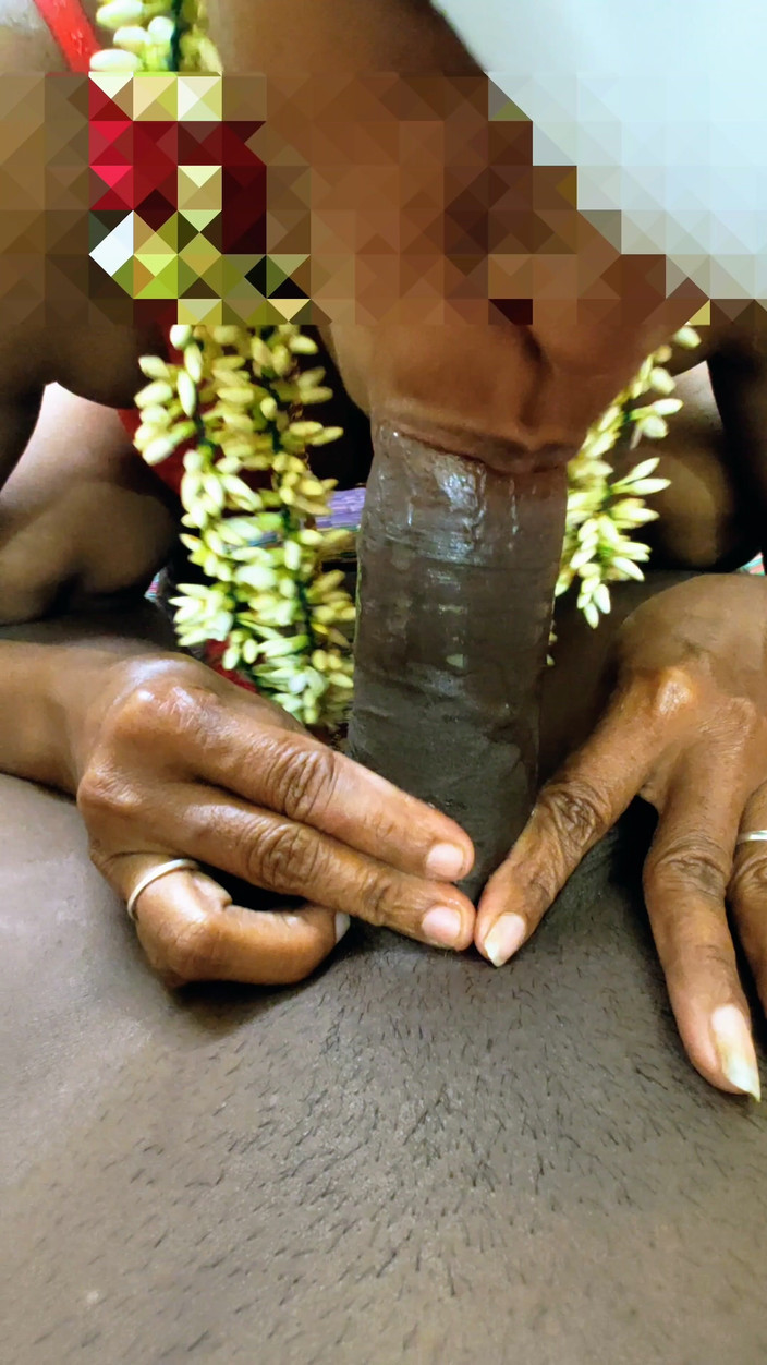 Tamilnaduu: Deep Sucking