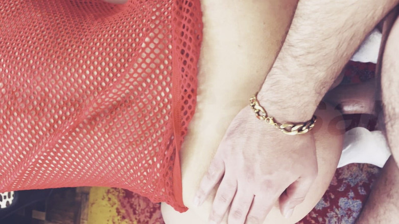 Hairy Caesar: 真正的邻居男孩终于让我过来摧毁他紧致的处女屁股