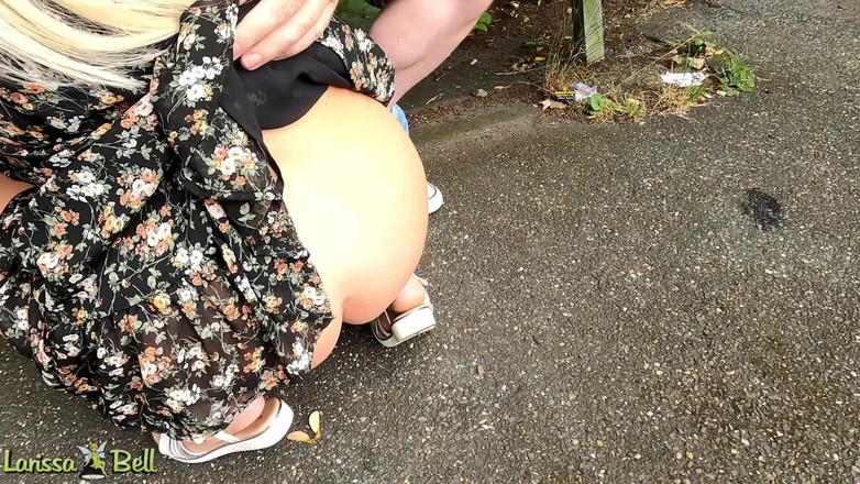 German Fuck Girls: Auf Dem Parkplatz Ausgetrickst Und Durchgebumst!