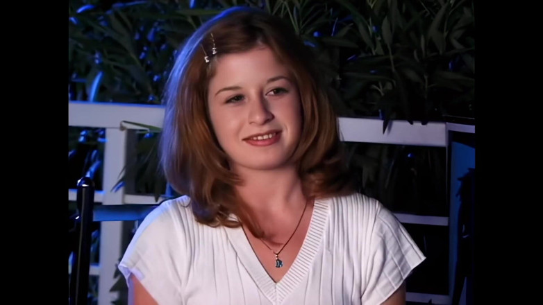 RATATATA!: Hete jonge Ginger Lixx geneukt door een grote rijpe lul